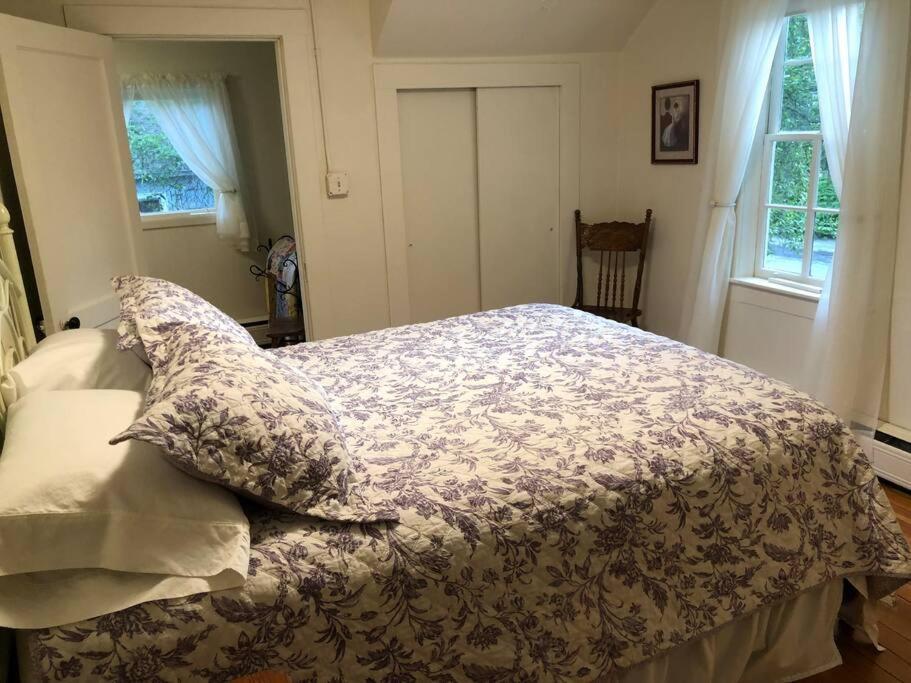 Coastal Cabin - Downtown Historical Log Home Anchorage Bagian luar foto